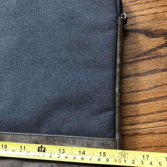 SOLO New York Urban Nomad Fully Padded 15.6" Laptop Briefcase Gray & Bro… - Picture 10 of 11